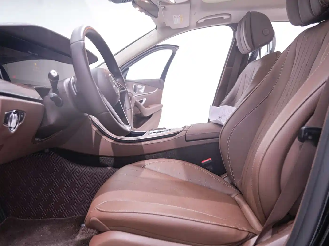 Mercedes-Benz E-Class 2023 Facelift E 300 L Fashion фото 27
