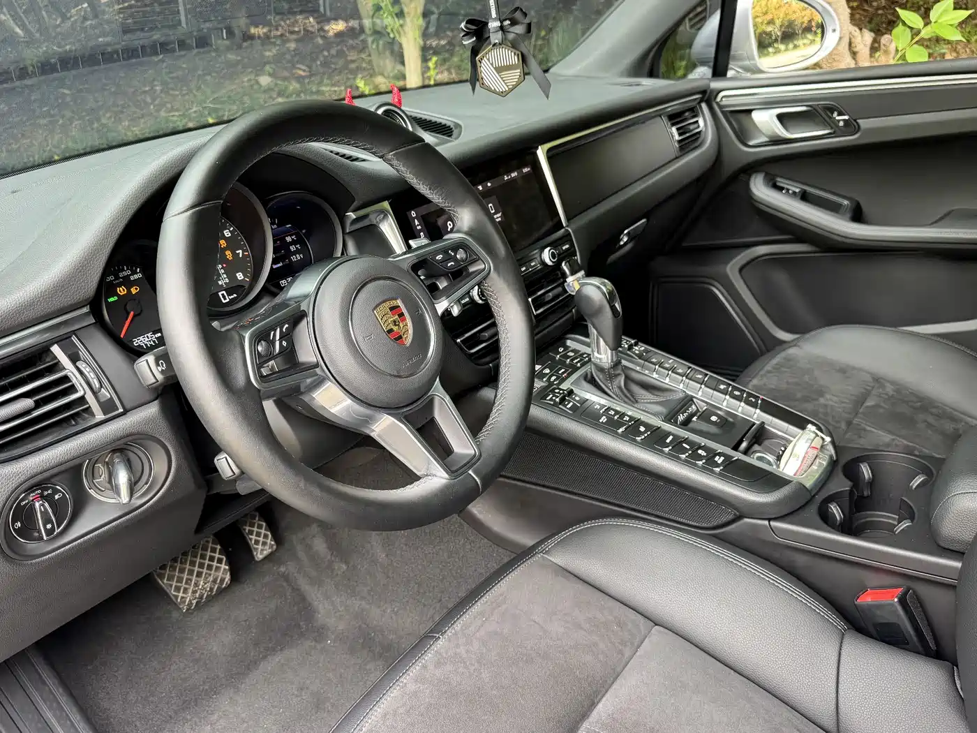 Porsche Macan 2021 Macan 2.0T фото 9