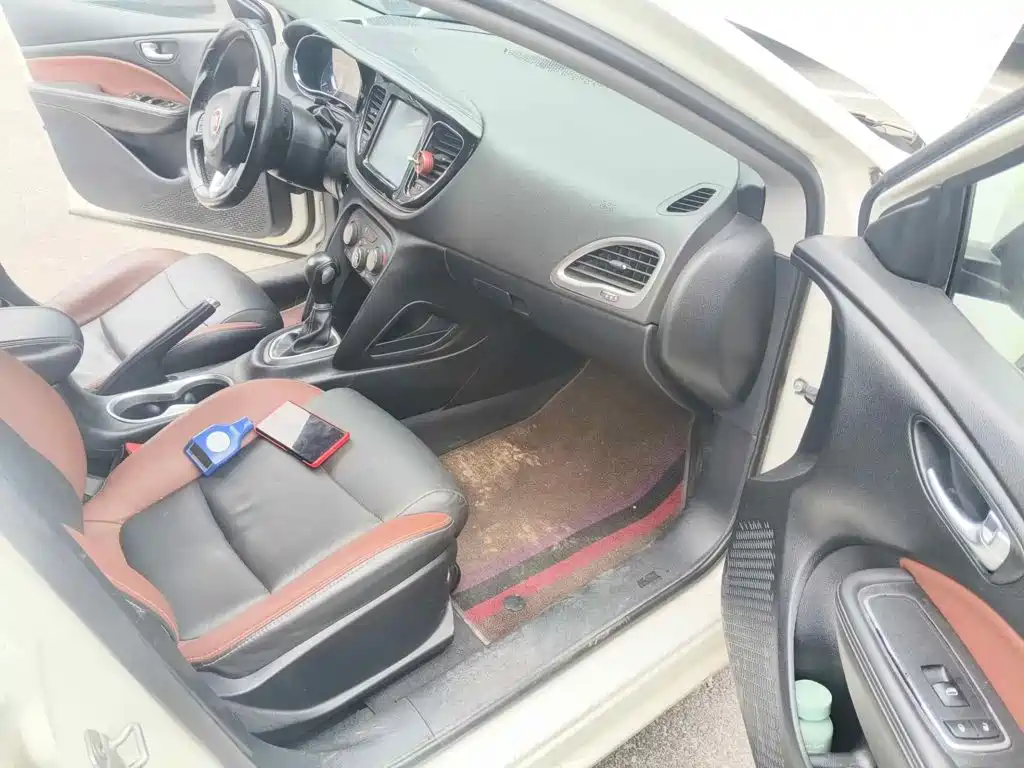 Fiat Viaggio 2015 2015 1.4T Auto Sport Edition