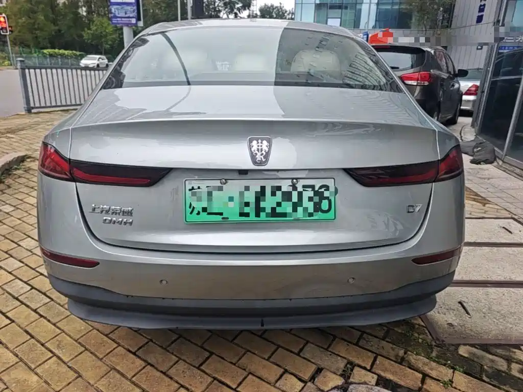 Фото 6 - Roewe D7