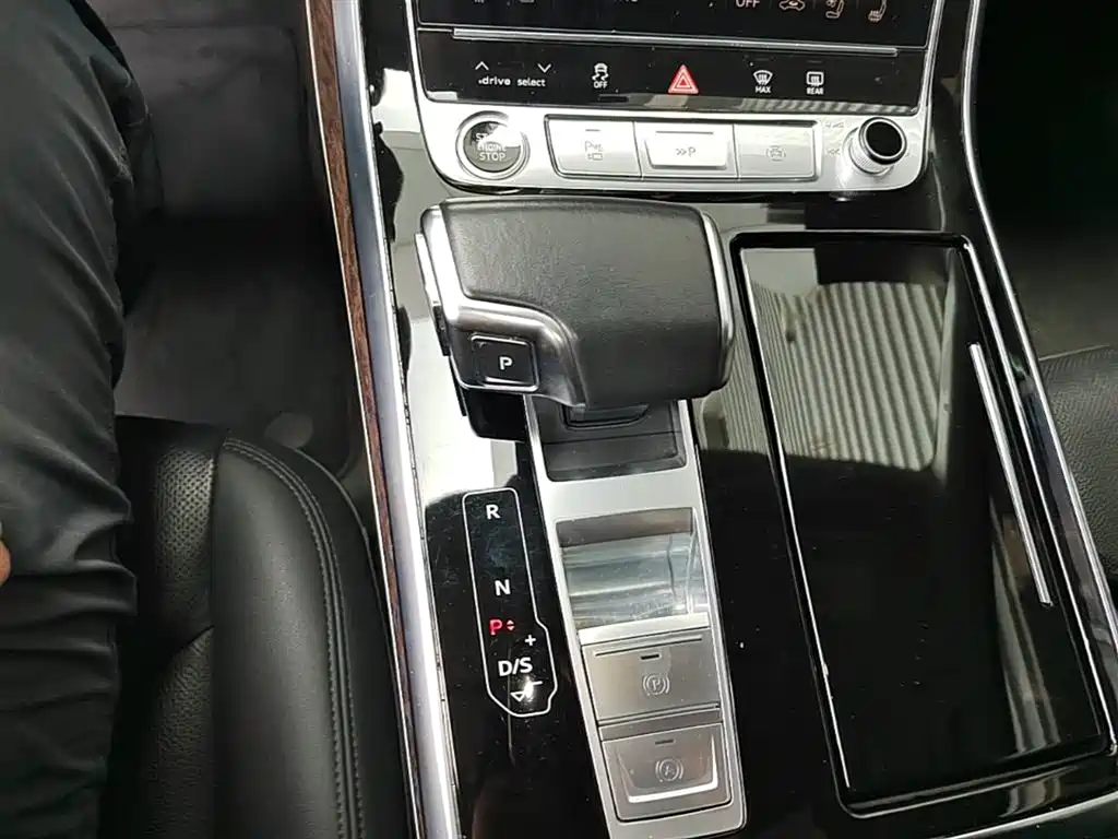 Audi Q7 2022 55 TFSI quattro S line Sport фото 21