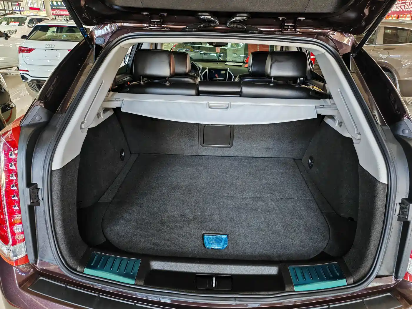 Cadillac SRX 2015 3.0L Comfort фото 7