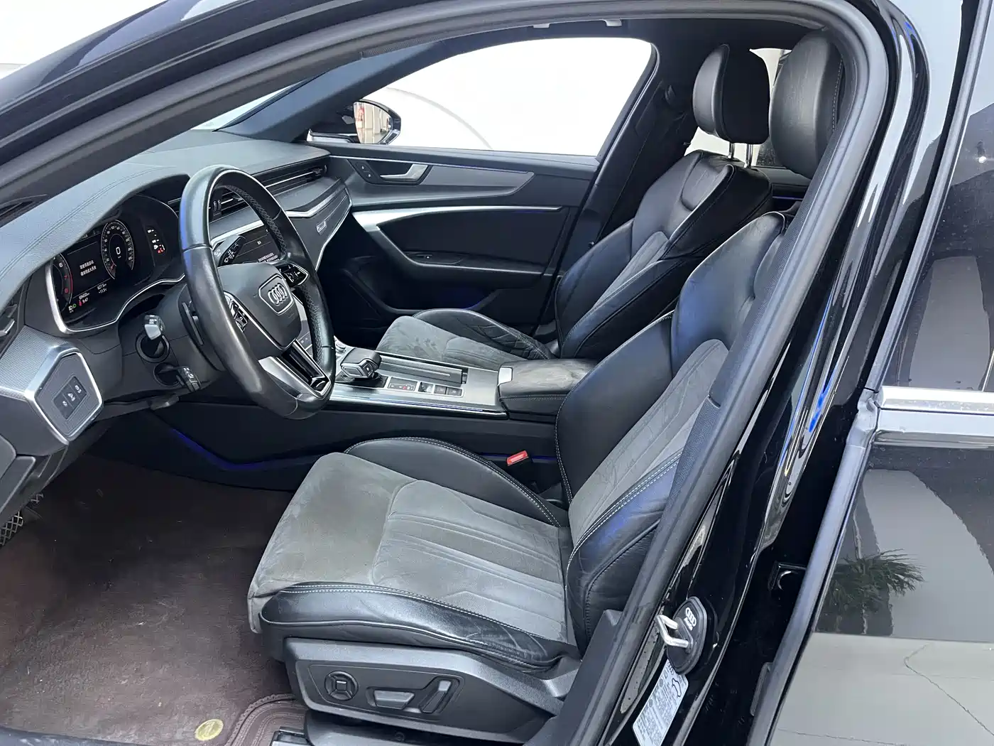 Audi A6L 2021 45 TFSI Exclusive Sport фото 7