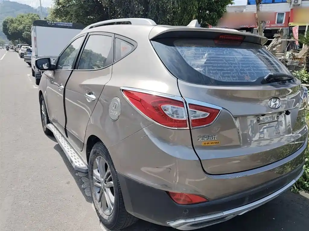 Hyundai Beijing Hyundai ix35 2013 2.0L Auto 2WD Smart GLS China IV фото 5