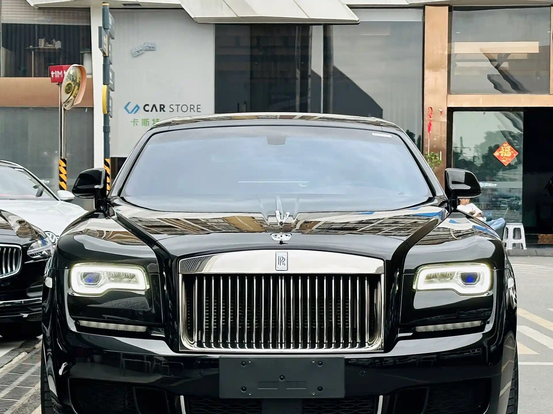 Фото 2 - Rolls-Royce Ghost