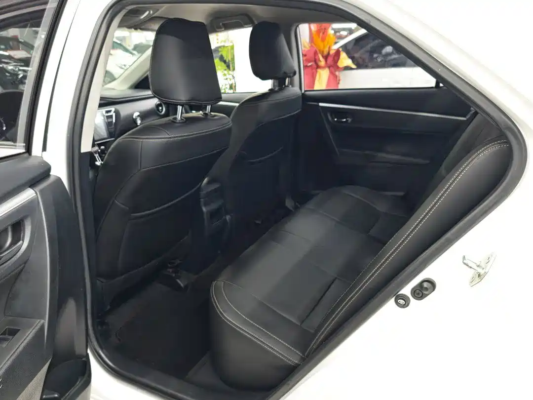 Toyota Corolla 2017 Facelift 1.2T S-CVT GL фото 7