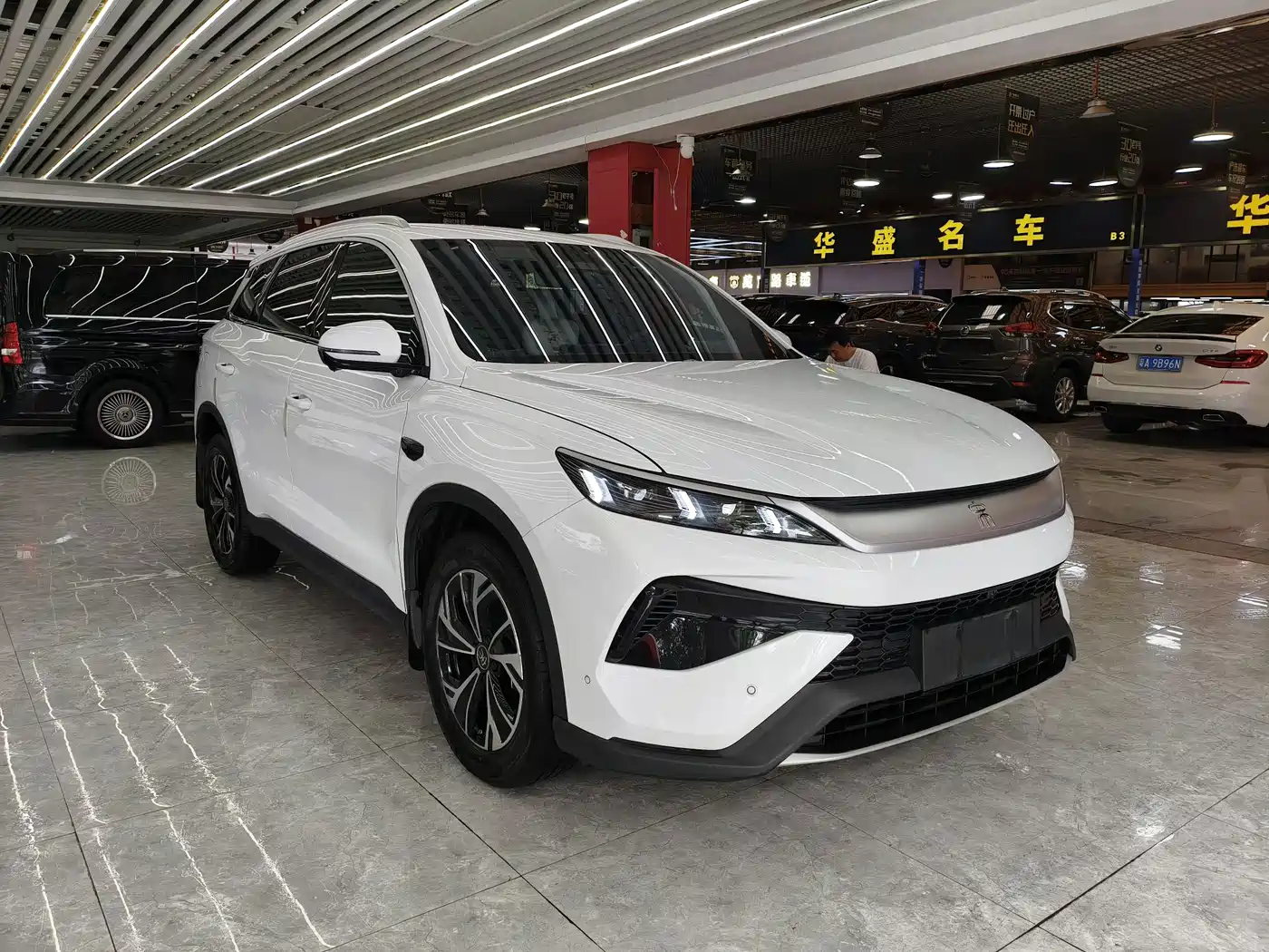 BYD Song Pro New Energy 2025 2nd Gen DM-i 75KM Leading Type фото 2