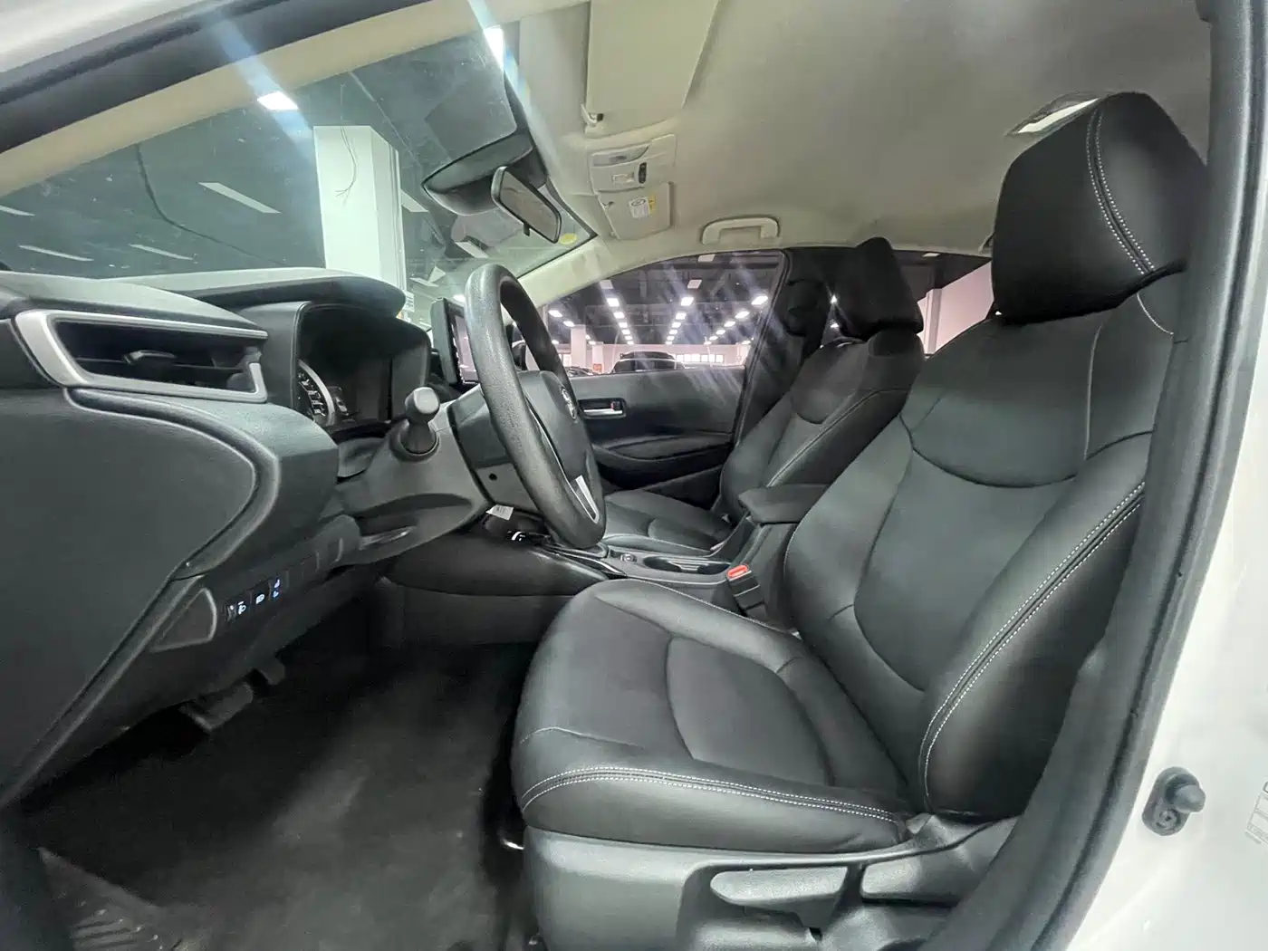 Toyota Corolla 2023 1.5L Pioneer Edition фото 8