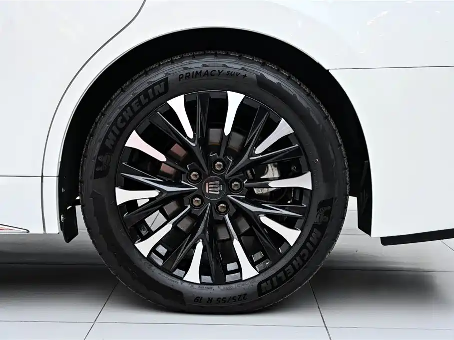 Toyota Vellfire 2024 Crown Hybrid 2.5L Executive Premium Edition фото 42