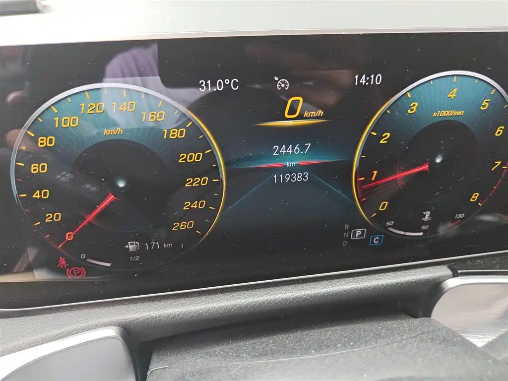 Mercedes-Benz GLB 2020 Facelift GLB 200 Style фото 5
