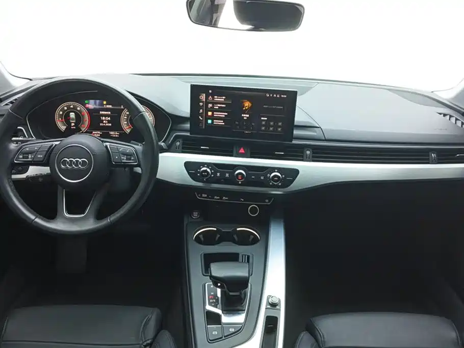 Audi A4L 2022 40 TFSI Fashion Dynamic фото 12