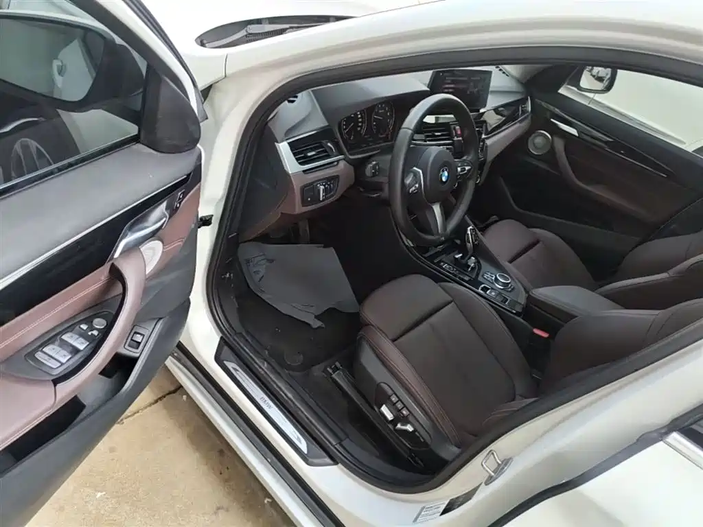 BMW X1 2021 sDrive20Li Exclusive фото 16