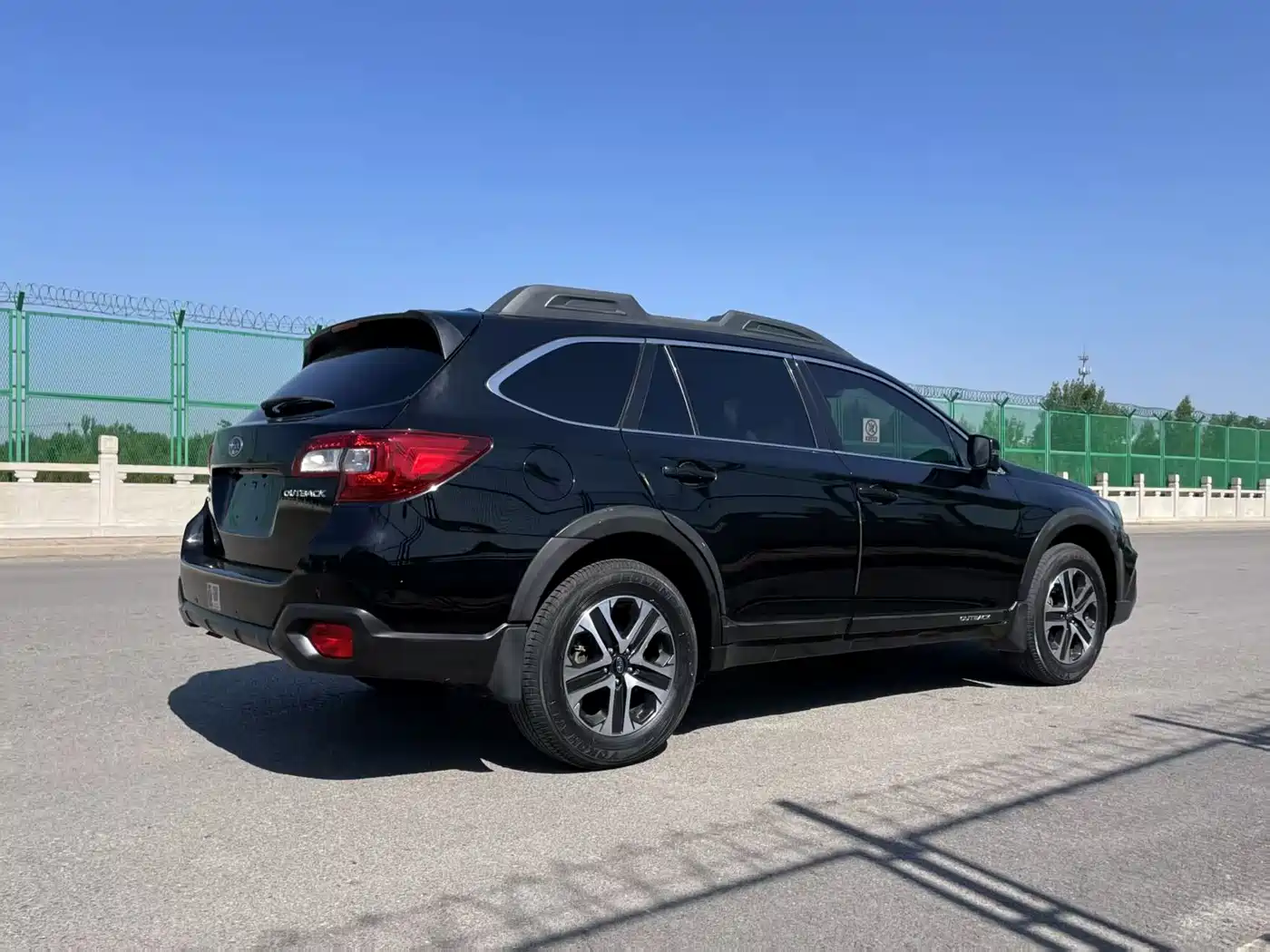 Subaru Outback 2018 2018 2.5i Luxury Navigation
