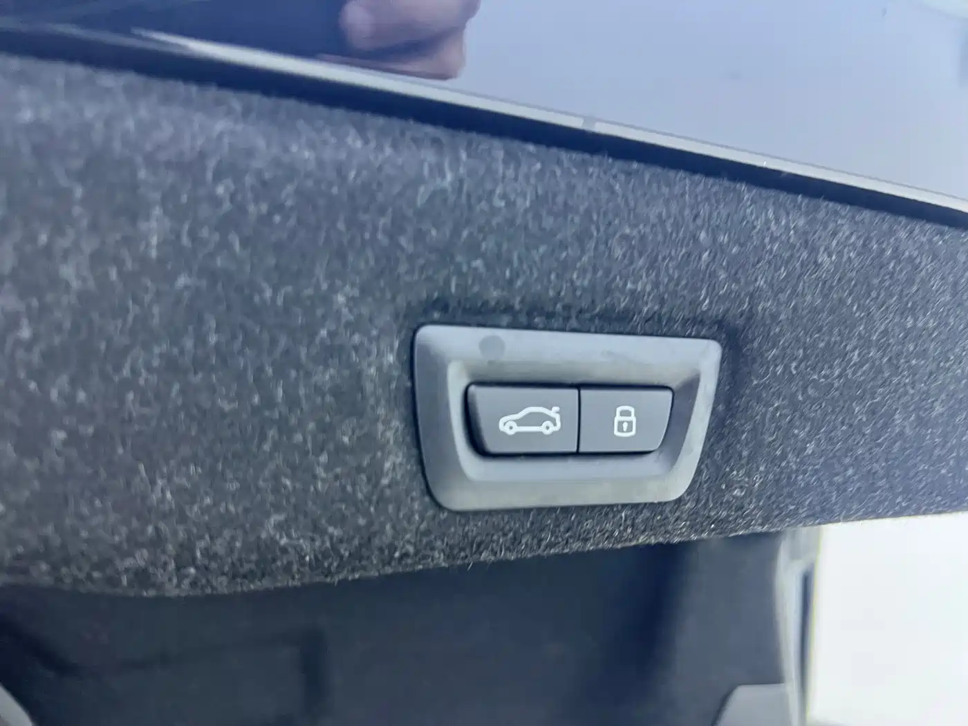 BMW 5 Series 2025 530Li Leading M Sport Package фото 14