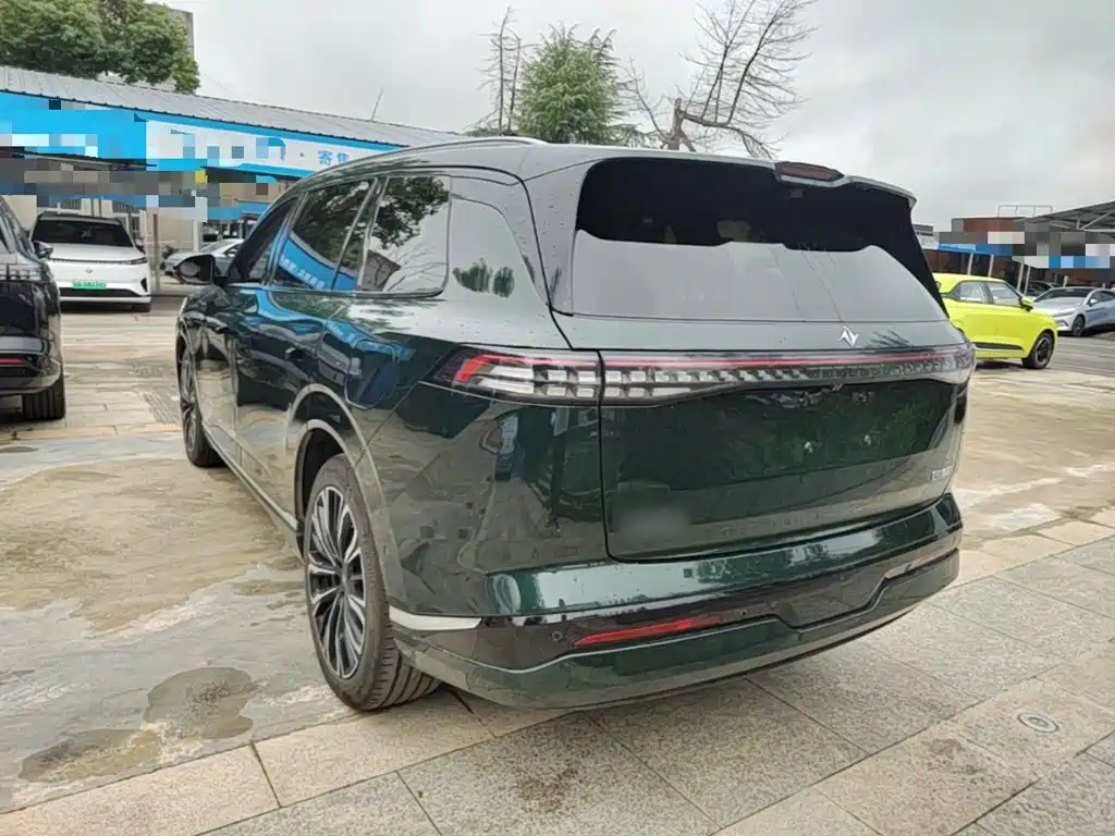 Dongfeng Yipai eπ008 2025 2026 6-seater Extended Range Family Edition