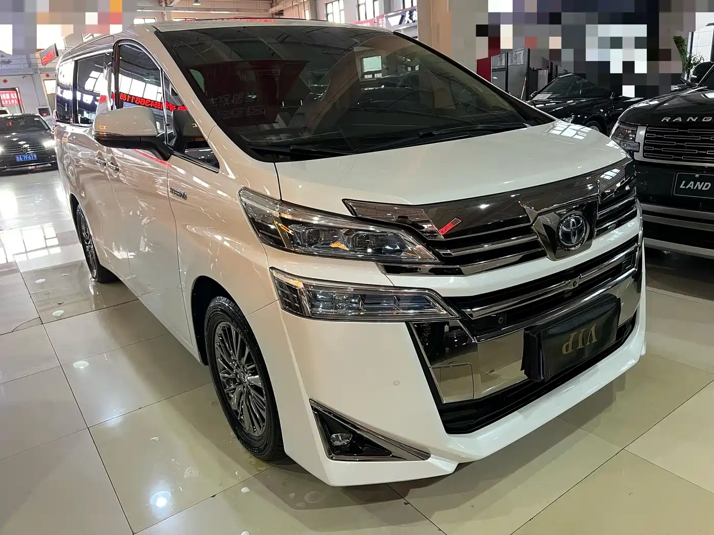 Toyota Vellfire 2020 Twin Engine 2.5L HV Premium Edition фото 3