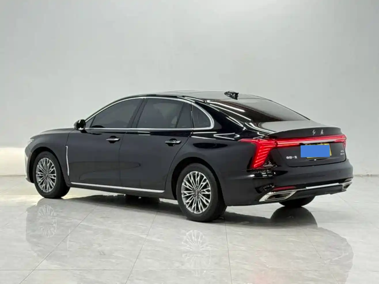 Hongqi H5 2023 1.5T DCT Smart Connect Joy Edition фото 7