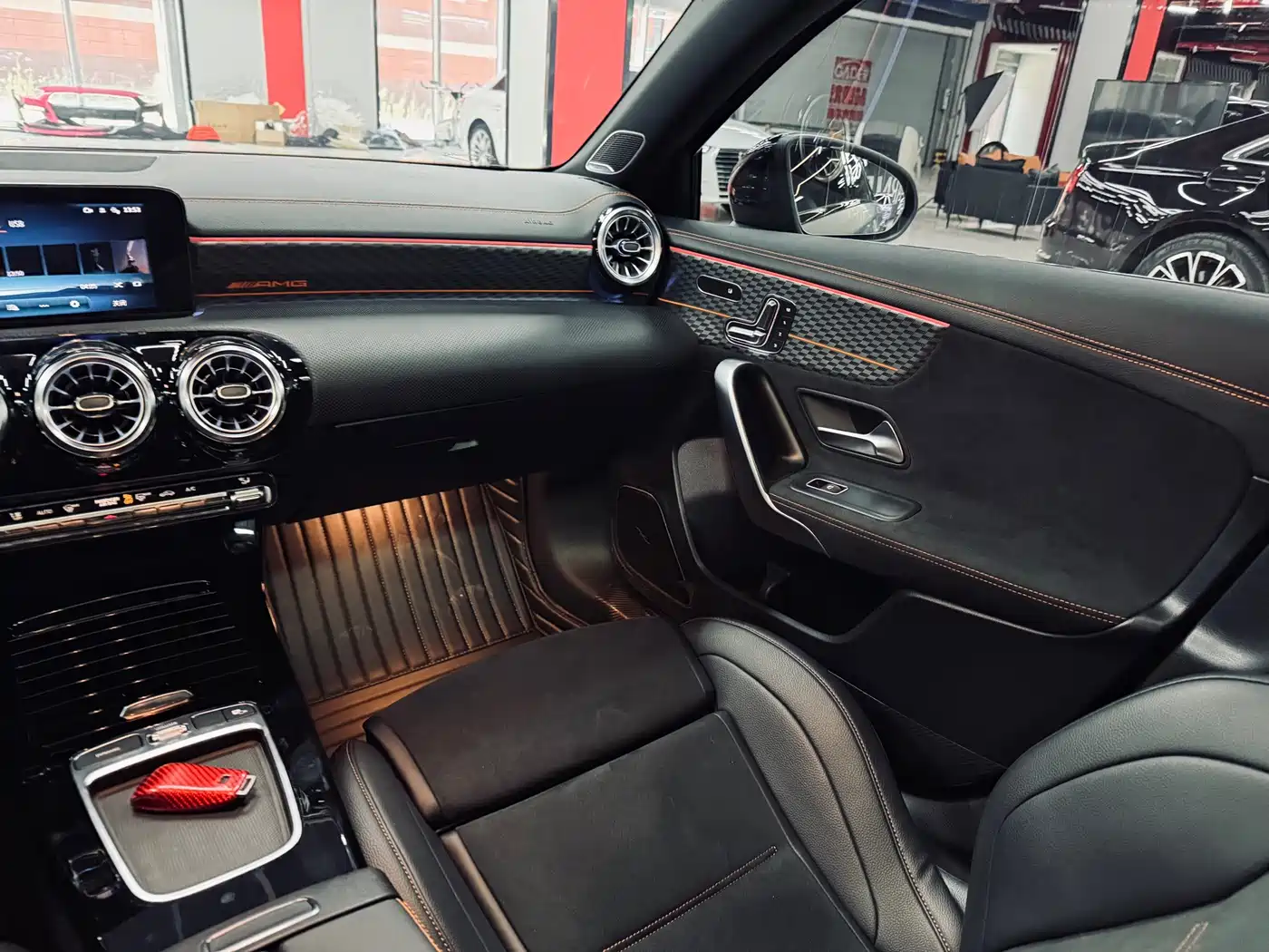 Mercedes-Benz A-Class AMG (Import) 2024 AMG A 45 S 4MATIC+ Ignition Special Edition фото 35