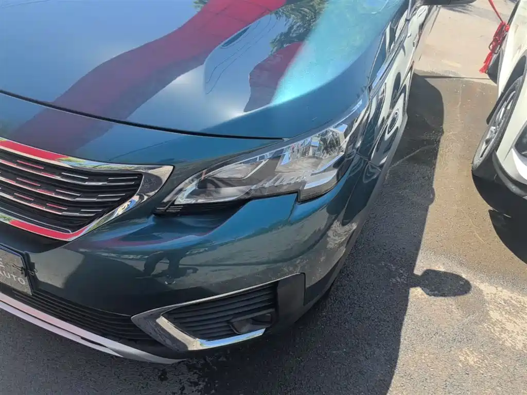 Peugeot 5008 2017 350THP 5-Seat Elite Edition фото 24