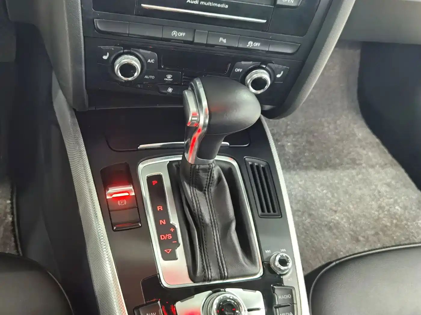 Audi A4 (Import) 2016 2014 40 TFSI allroad quattro plus