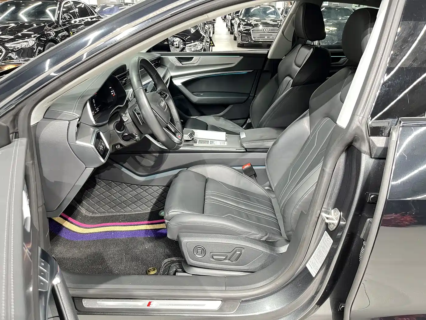 Audi A7 2024 45 TFSI Premium Selection фото 4