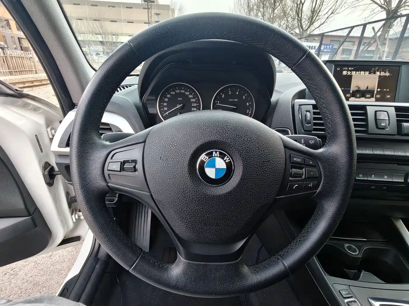 BMW 1 Series (Import) 2013 Facelift 116i Leading Model фото 14