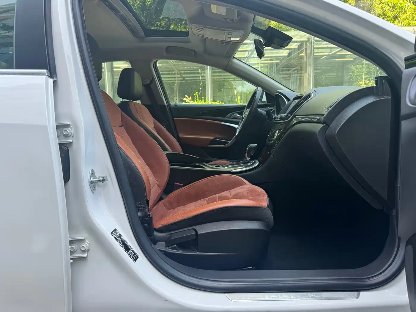 Buick Regal 2015 1.6T Elite Tech Edition фото 13