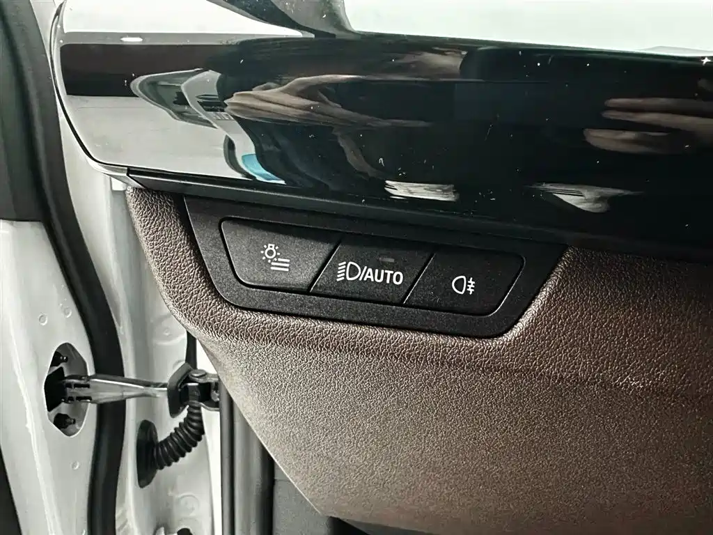 BMW X1 2023 sDrive20Li X Design Package фото 17