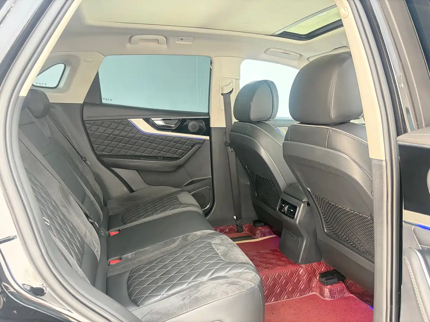 Hongqi HS5 2019 2.0T Smart Connect Joy Edition фото 8