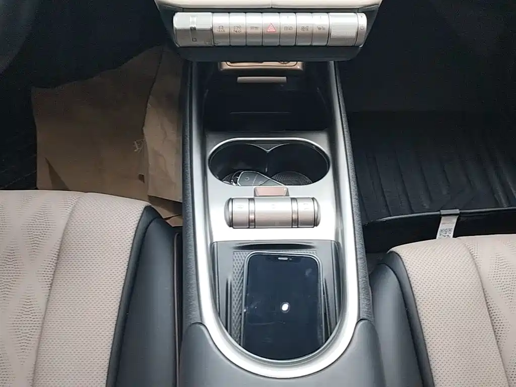 BYD Dolphin 2023 420km Fashion Edition фото 14