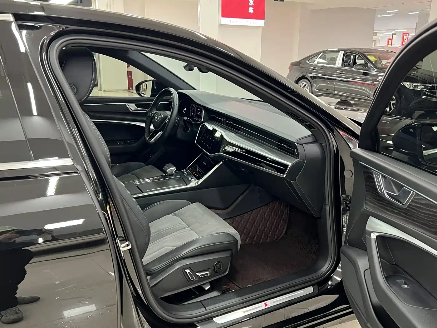 Audi A6L 2024 45 TFSI quattro Premium Dynamic фото 12