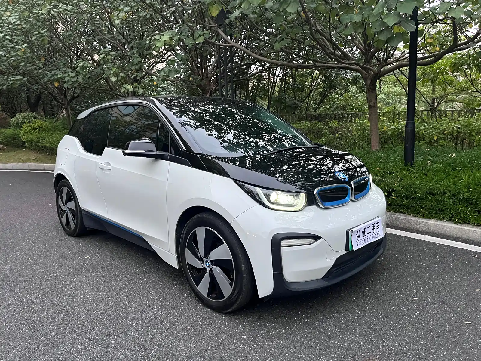 Фото 3 - BMW i3 (Import)