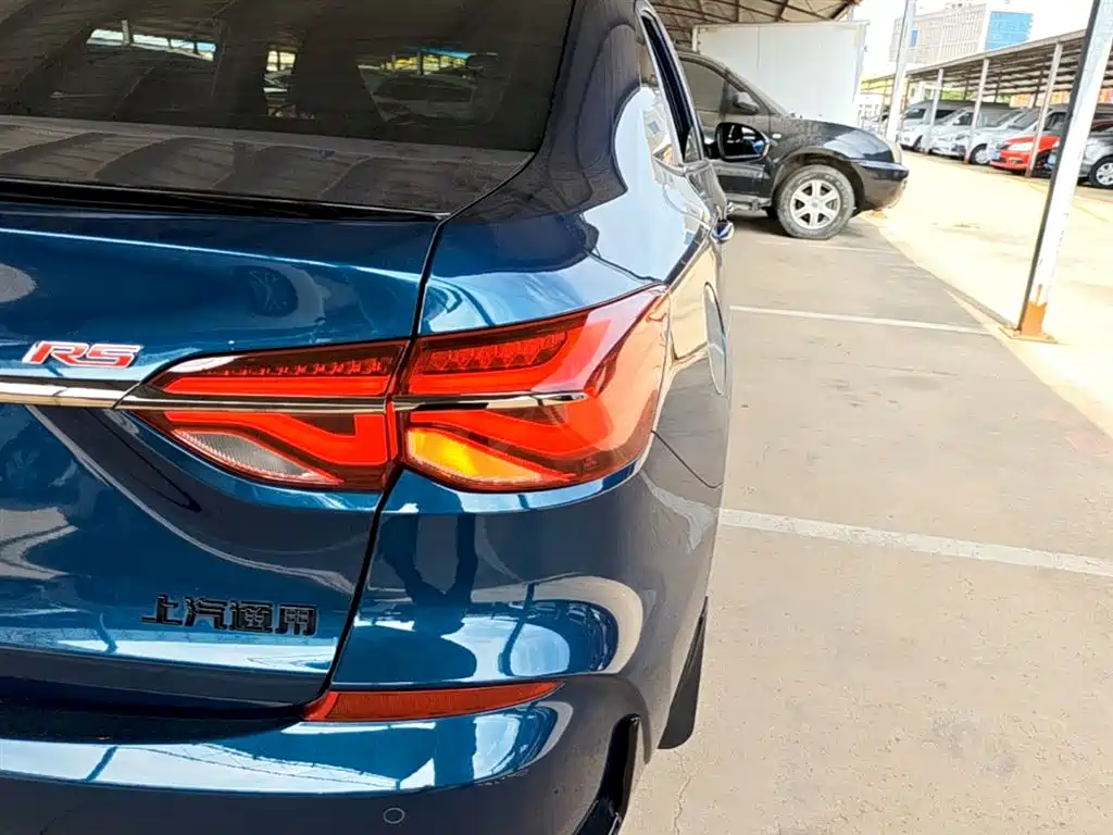Chevrolet Monza 2019 RS 330T Auto Smooth Edition China VI фото 8