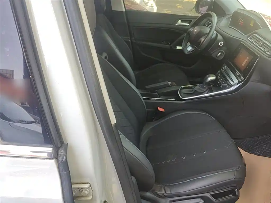 Peugeot 308 2016 1.6L Automatic Luxury фото 25
