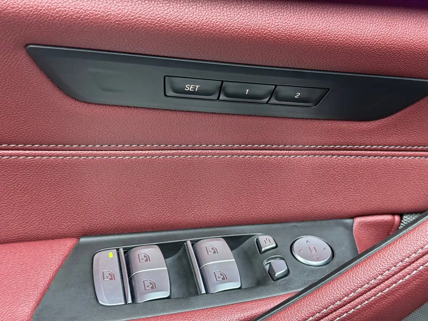 BMW 5 Series 2021 530Li Leading M Sport Package фото 16