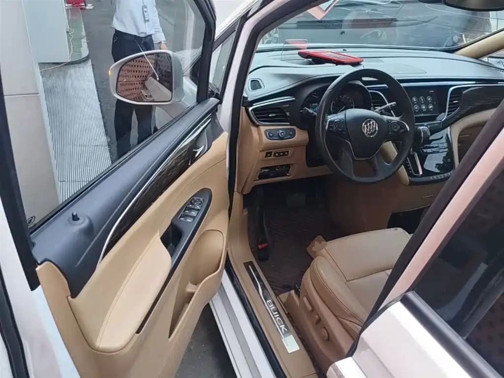 Buick GL8 2017 ES 28T Flagship China V фото 16