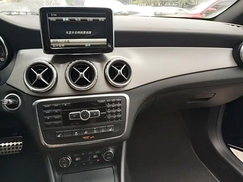 Mercedes-Benz GLA AMG 2015 AMG GLA 45 4MATIC фото 10