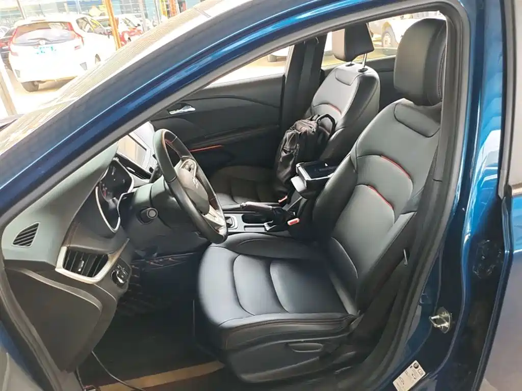 Chevrolet Monza 2019 RS 330T Auto Smooth Edition China VI фото 15