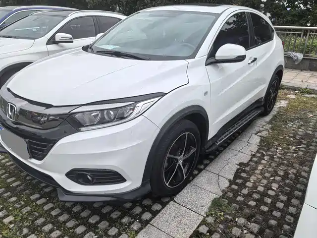 Honda Vezel 2020 1.5L CVT Pioneer