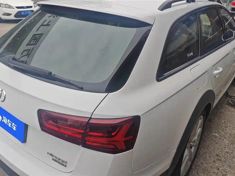 Audi A6 (Import) 2015 3.0T allroad quattro фото 3