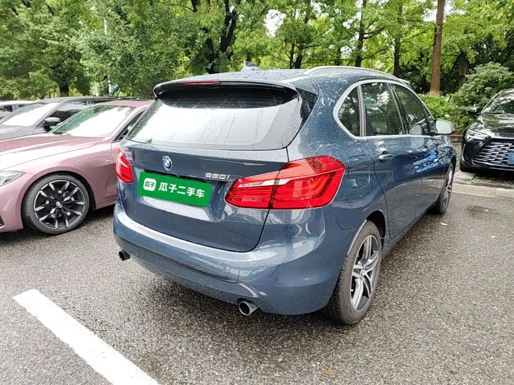 BMW 2 Series Tourer (Import) 2015 2014 220i Luxury Design Package