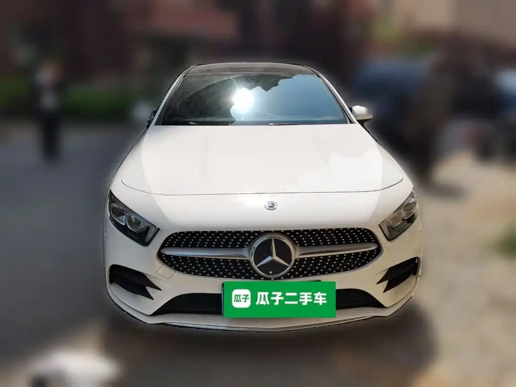 Mercedes-Benz A-Class 2019 A 200 L Sport Sedan фото 24
