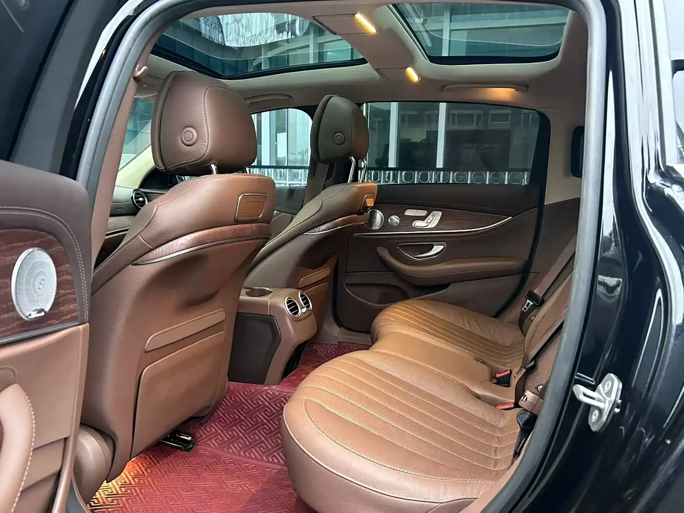 Mercedes-Benz E-Class 2020 Facelift E 300 L Exclusive фото 4