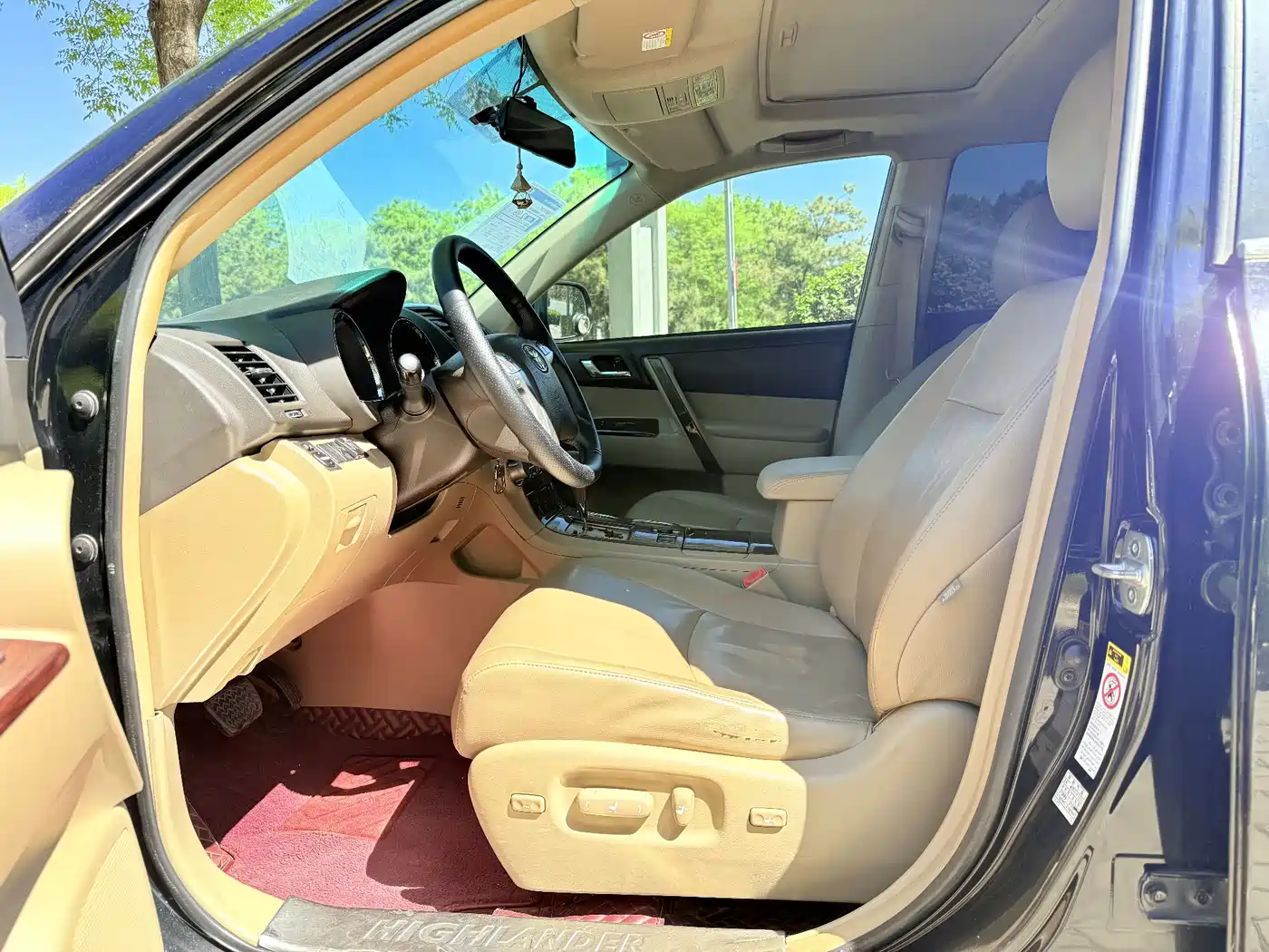 Фото 8 - Toyota Highlander
