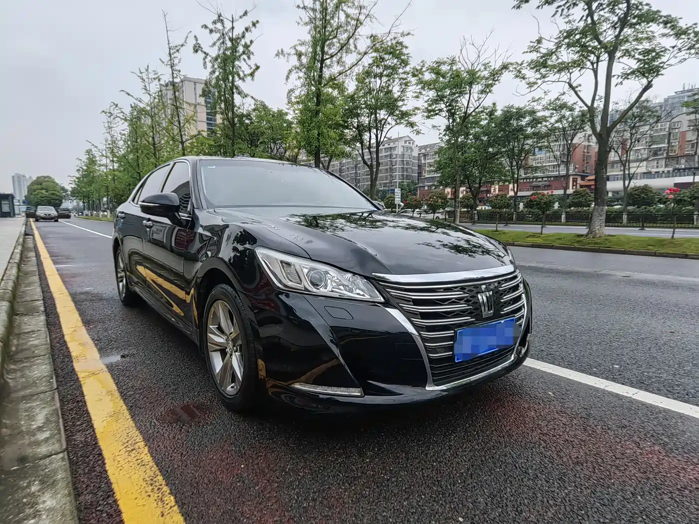 Toyota Crown 2017 2.0T Sport Edition фото 3