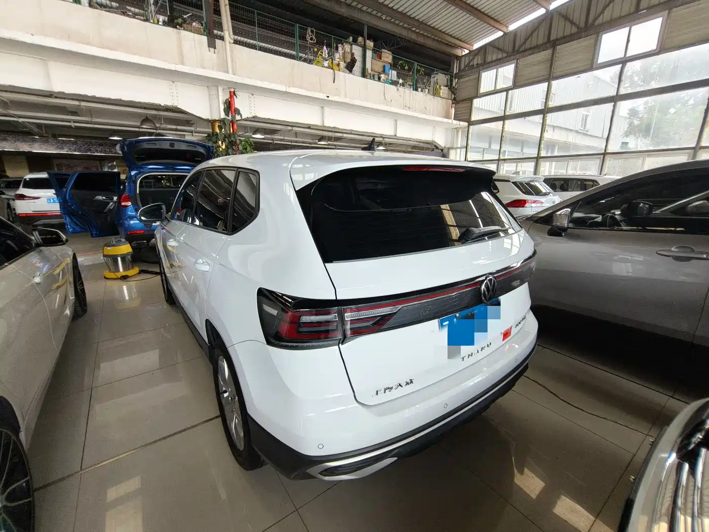 Volkswagen Tharu 2023 300TSI 2WD Full Moon Edition фото 9