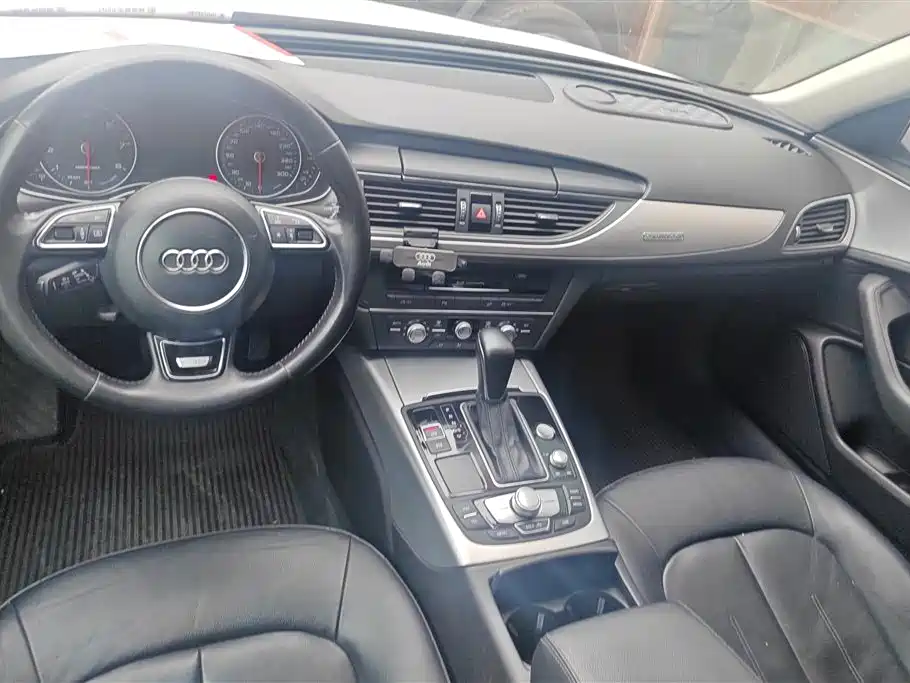 Audi A6 (Import) 2015 3.0T allroad quattro фото 12