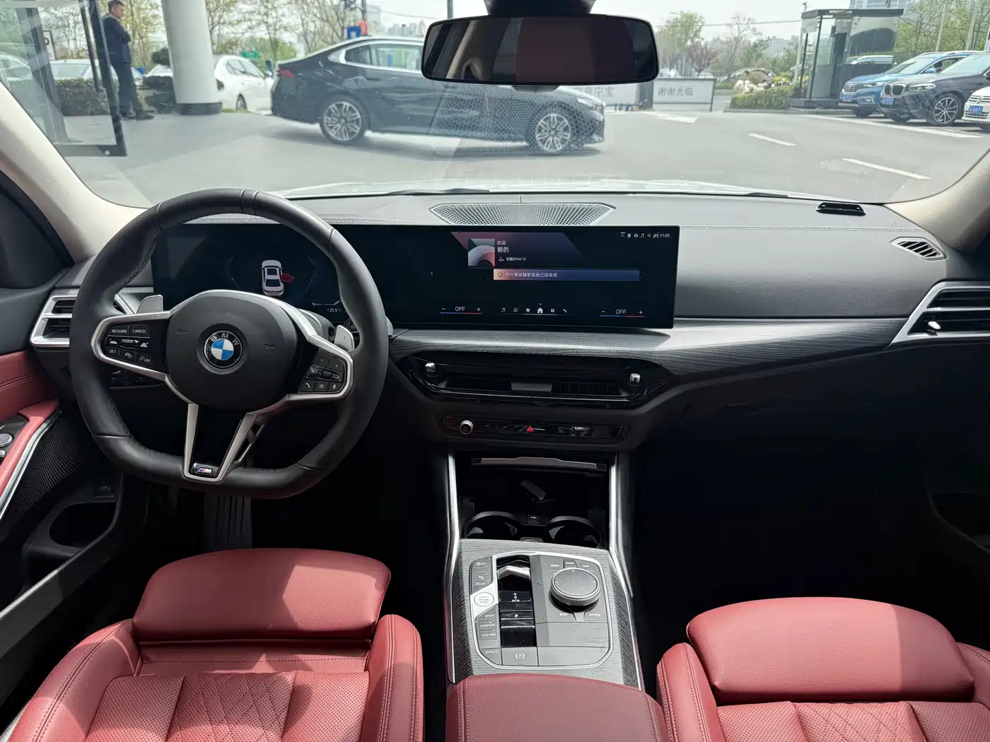 BMW 3 Series 2025 325Li M Sport Package фото 6