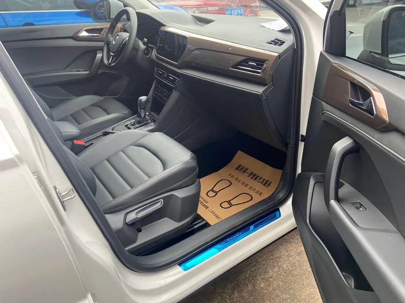 Volkswagen Tharu 2022 280TSI FWD Luxury Edition фото 10