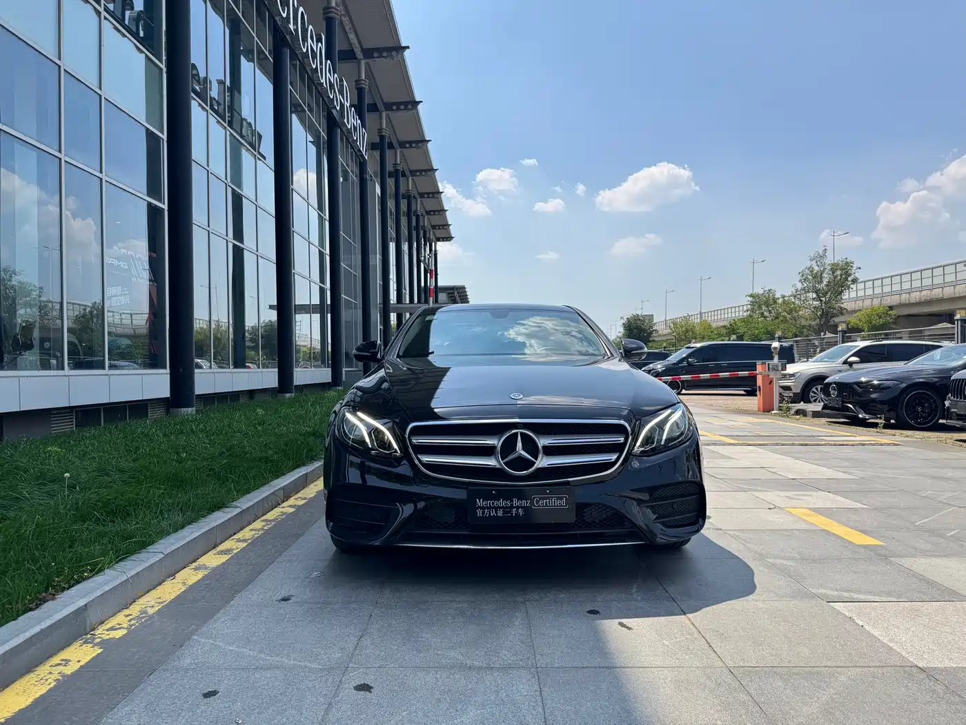 Mercedes-Benz E-Class 2018 Facelift E 300 L Sport Fashion фото 2